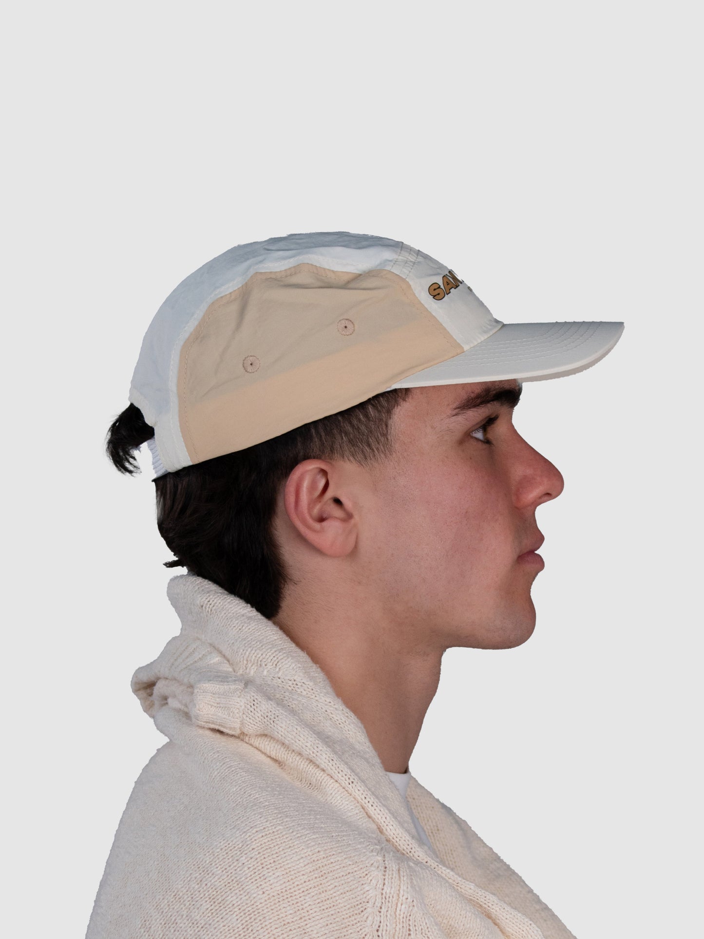 Two Toned Athletic Crema