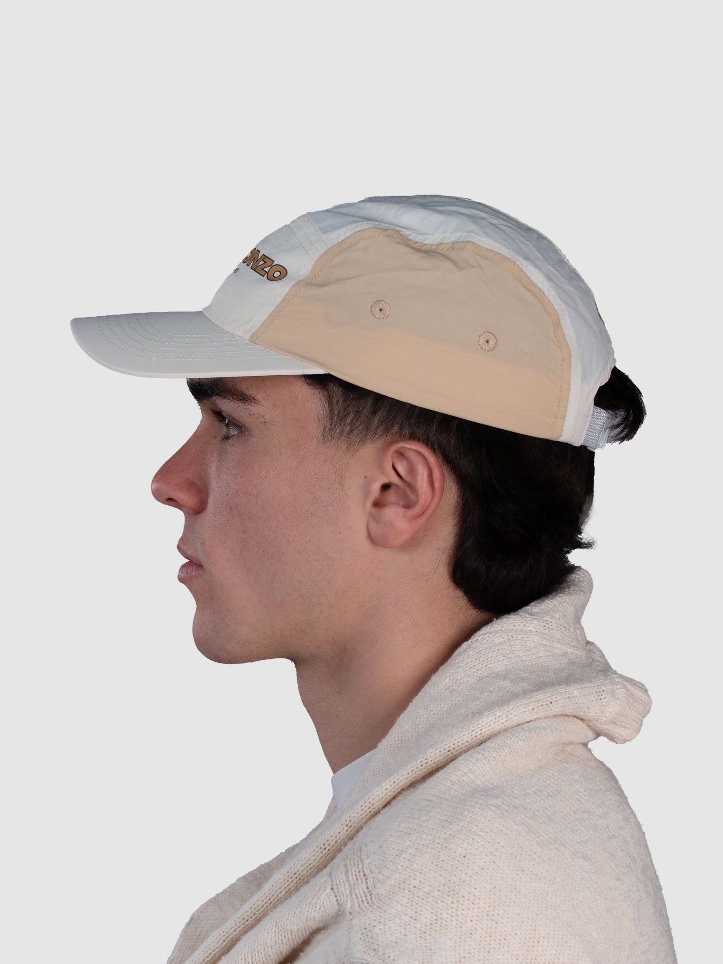 Two Toned Athletic Crema